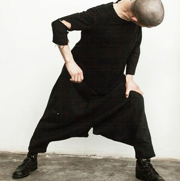 Jumper - Picture 3 of 3